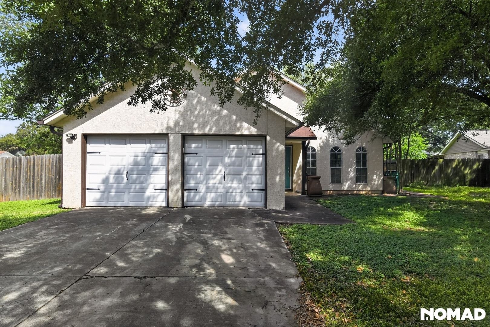 Building Photo - 14925 Moss Glen