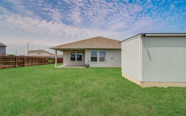 Building Photo - 20835 Medford Landing Ln