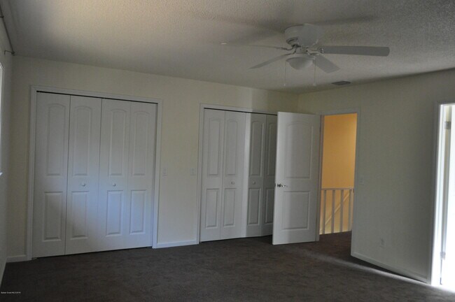 Building Photo - 165 Seawind Dr