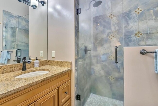 Building Photo - 10577 Down Lakeview Cir