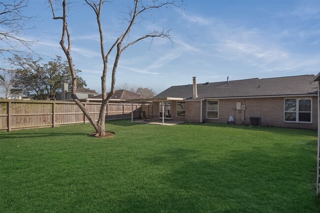 Building Photo - 13715 Ludgate Pass