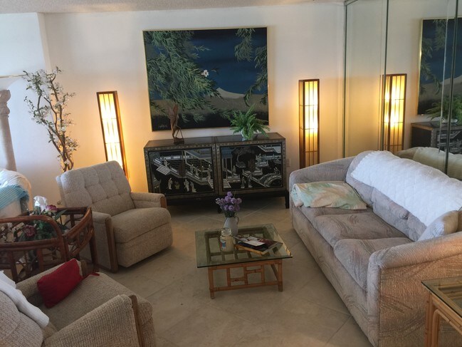 Primary Photo - 3003 S Atlantic Ave