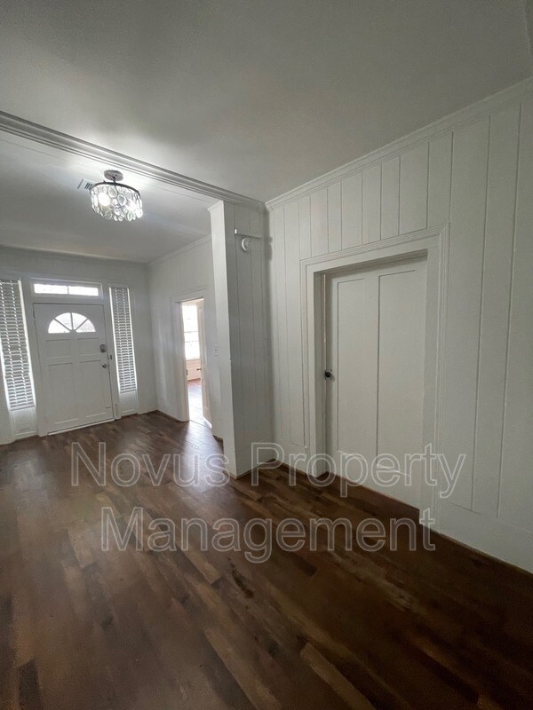 Building Photo - 506 Tanner St