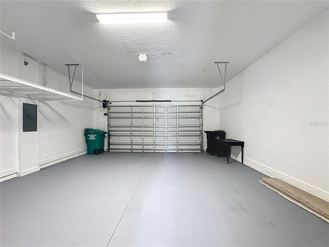 Building Photo - 13909 Milstein Ln