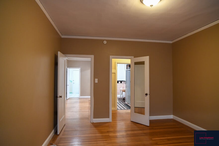 Bedroom - 1600 Clement St