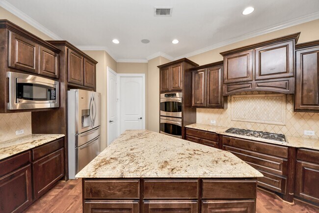 Building Photo - 28615 Tanner Crossing Ln
