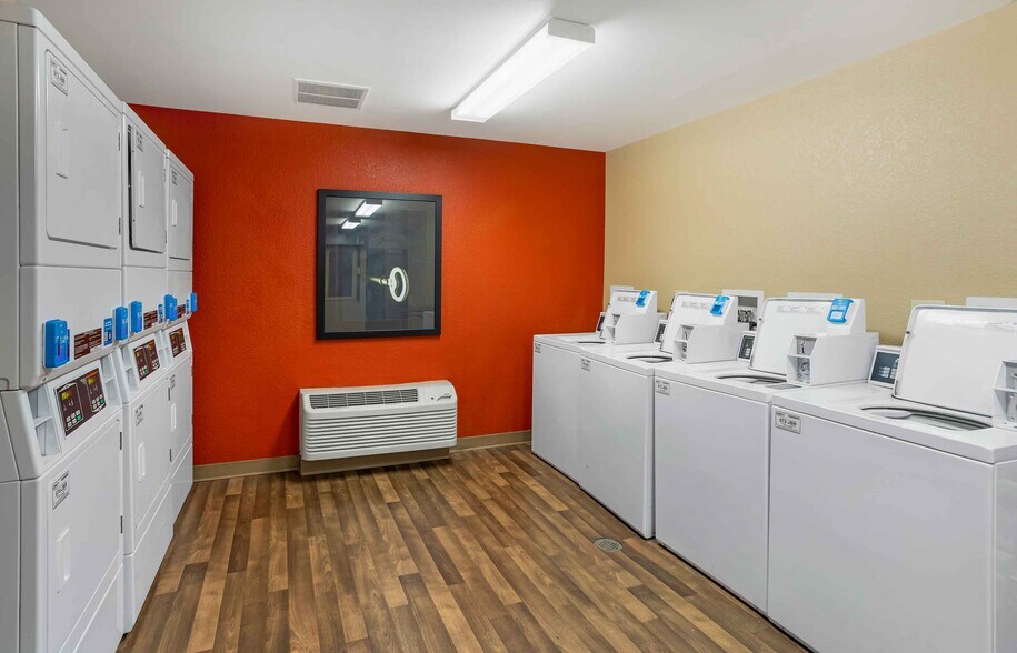 Building Photo - Furnished Studio-Philadelphia - Mt. Laurel - Crawford Place