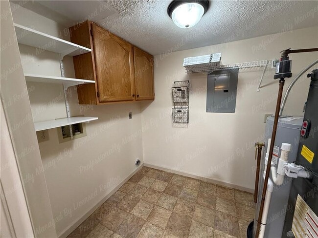 Building Photo - 9765 Centerville Creek Ln