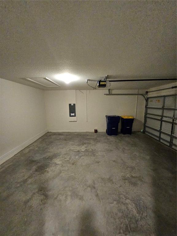 Building Photo - 2636 Hardin Wy