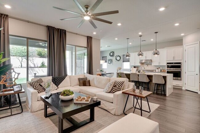 Building Photo - BEAUTIFULLY FULLY FURNISHED 4 BEDROOM 3.5 BATH HOME IN 89138