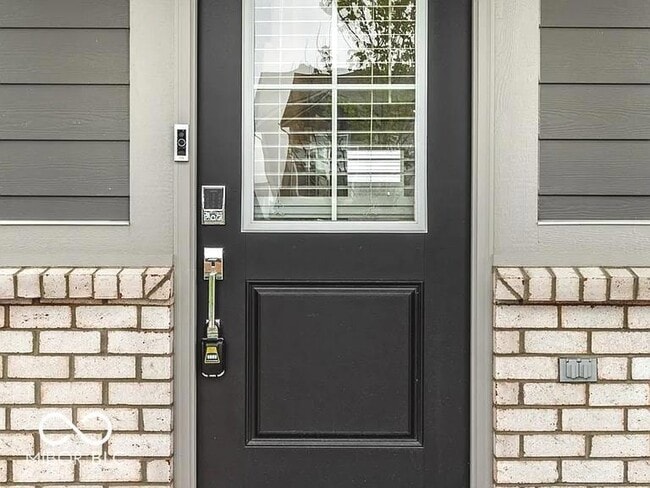 Building Photo - 6612 Willow Wy