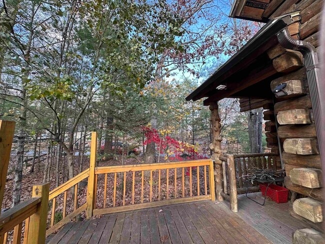 Building Photo - 14 Car Mar Ln