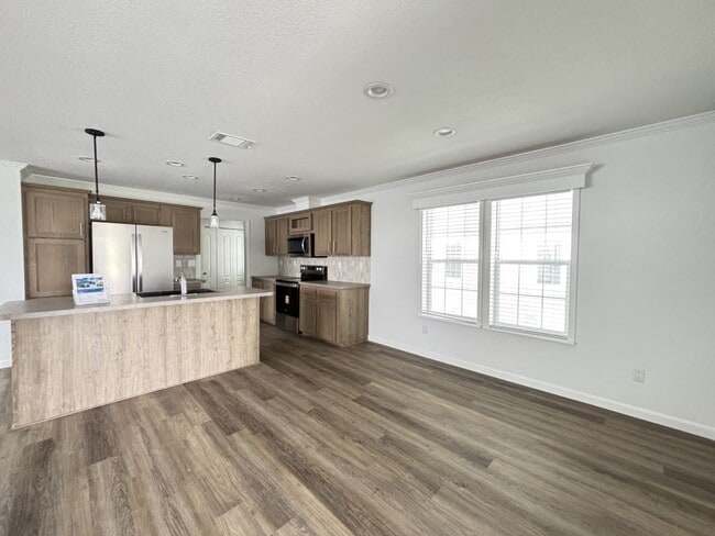 Building Photo - 7443 43rd Way N