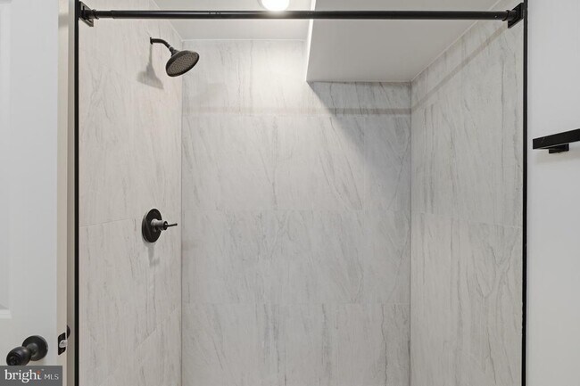 Building Photo - 2116 N 7th St