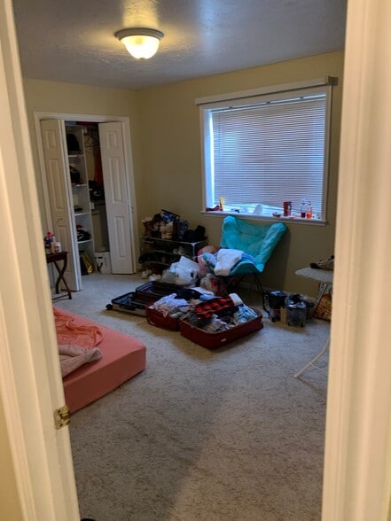 Bedroom 1 - 1642 E Fort Union Blvd