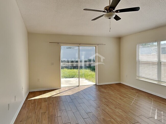 Building Photo - 12904 Brookcrest Pl