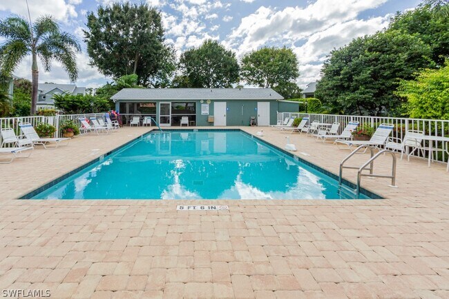 Building Photo - 2132 Tama Cir