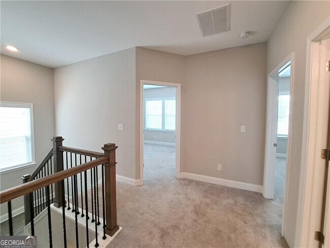 Building Photo - 637 Stan Hope Ln