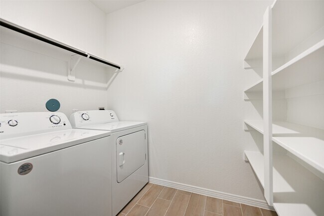 Building Photo - 8311 Calico Pennant Wy