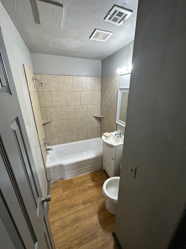 Building Photo - Affordable Tulsa Living with Room to Grow ...