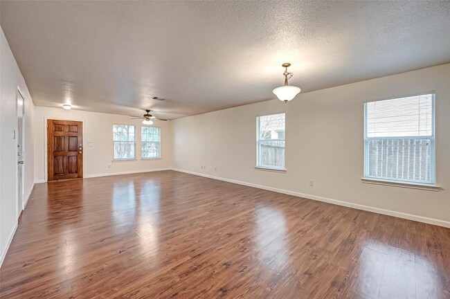 Building Photo - 7910 Raven Creek Ln