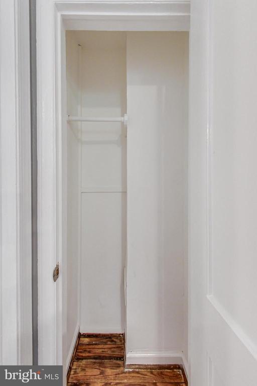 Building Photo - 6641 Barrett Rd