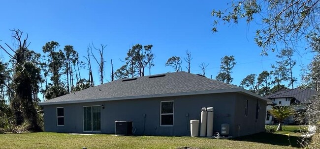 Building Photo - Coxy new construction 3/2 home in North Port