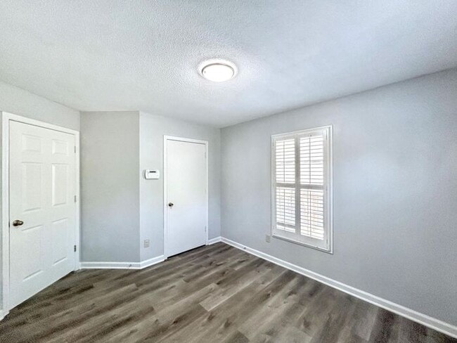 Building Photo - 1474 Wood Trail Cir