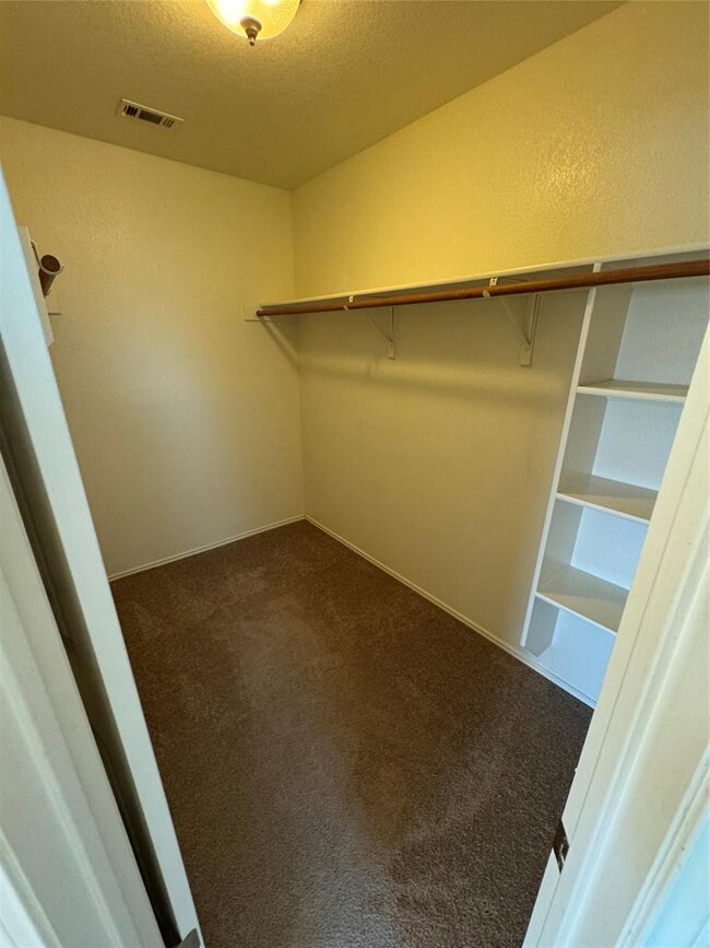 Building Photo - 215 San Felipe Dr