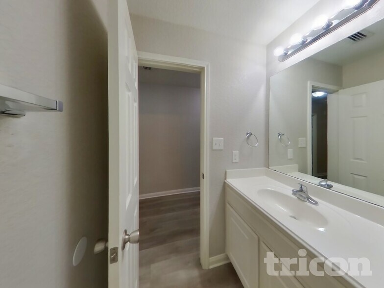 Building Photo - 11443 Coral Canyon