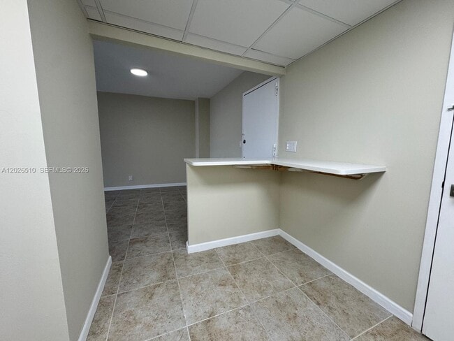Building Photo - 401 Golden Isles Dr