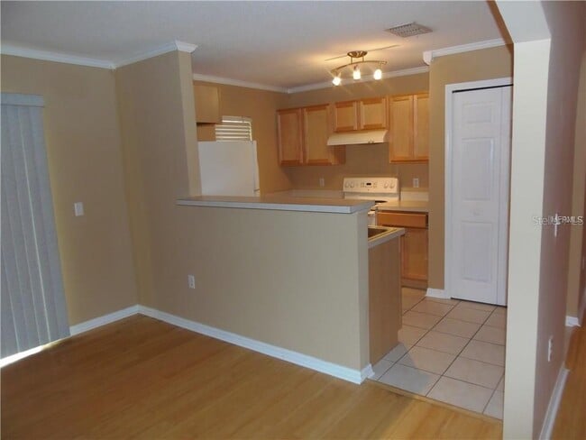 Building Photo - 4645 Ashburn Square Dr