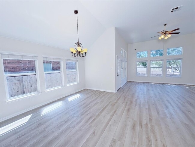 Building Photo - 148 Razzmatazz Trail