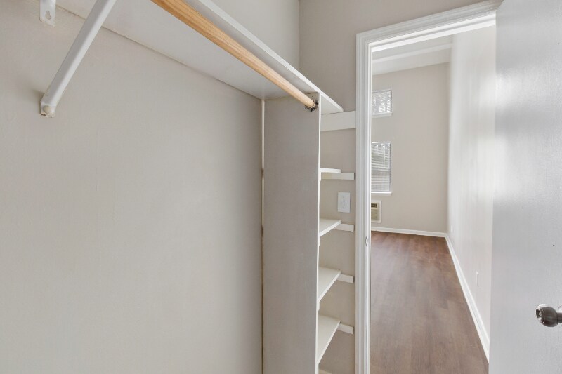Building Photo - 3707 Squaw Valley Dr SW