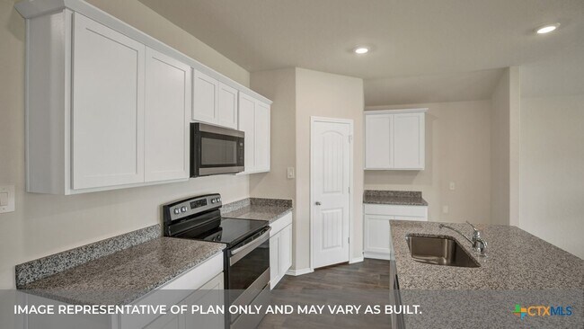 Building Photo - 1009 Alma Dr
