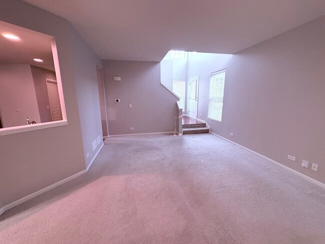 Building Photo - 241 Devoe Dr