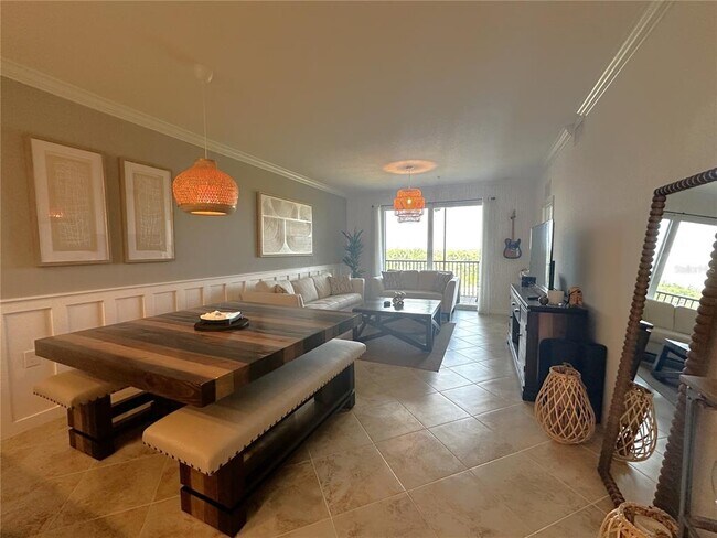 Building Photo - 14091 Heritage Landing Blvd