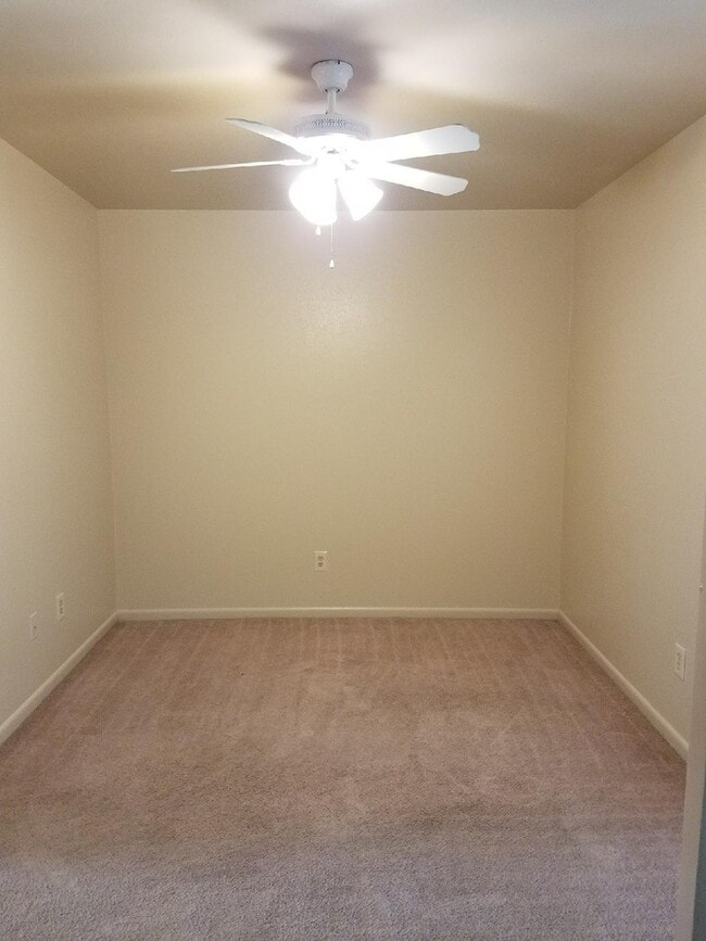 Building Photo - Bryan - 1 bedroom 1 bath 4plex