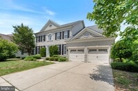 Building Photo - 15436 Symondsbury Way