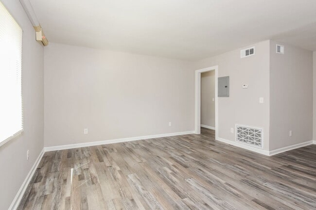 Building Photo - 3586 Jackson St