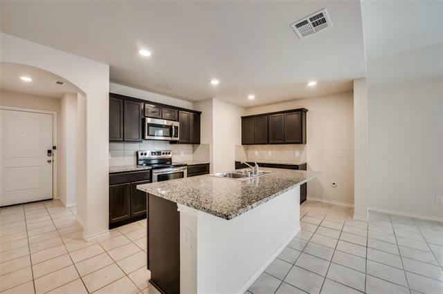 Building Photo - 809 Costlow Ln