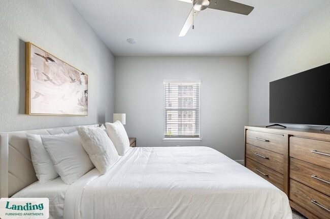 Building Photo - 84 San Filippo Dr SE