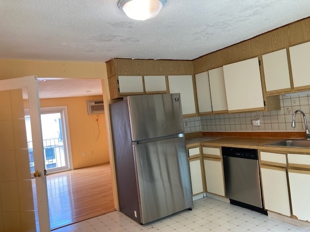 Building Photo - 1237 Pawtucket Blvd