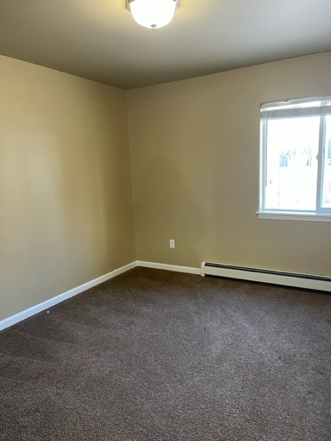 Building Photo - 5040 Mainsail Ave
