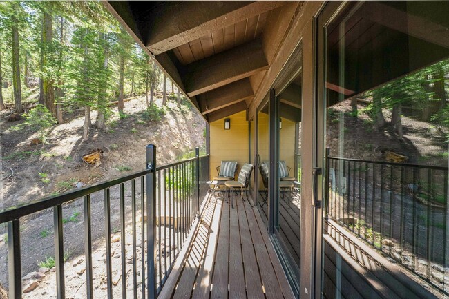 Building Photo - Alpine Meadows Condo, Chalet Ski Lease