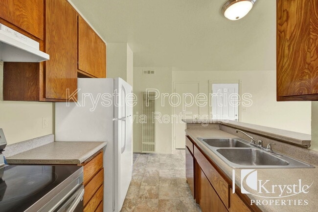 Building Photo - 1160 Rice St