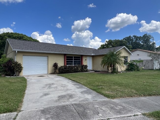Building Photo - 1313 Summer Breeze Rd