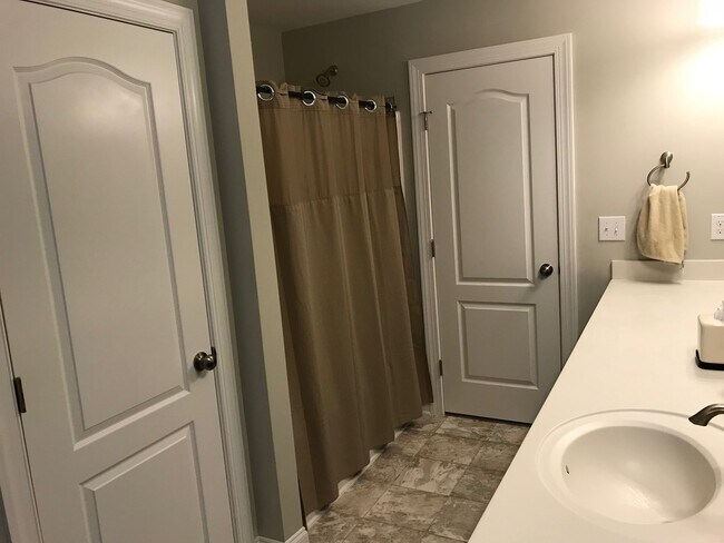 Building Photo - 850 Longleaf Pine Pl