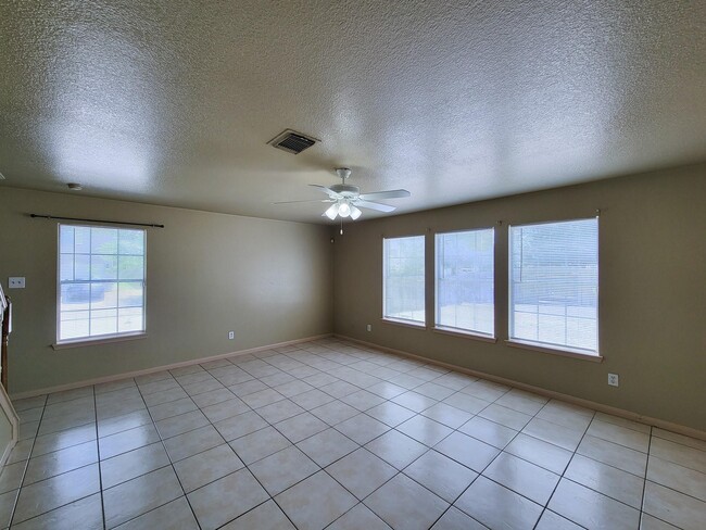 Building Photo - 21807 Aspen Mist Ln