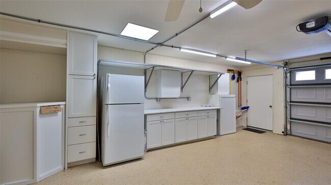 Building Photo - 61 Ocean Palm Villa S